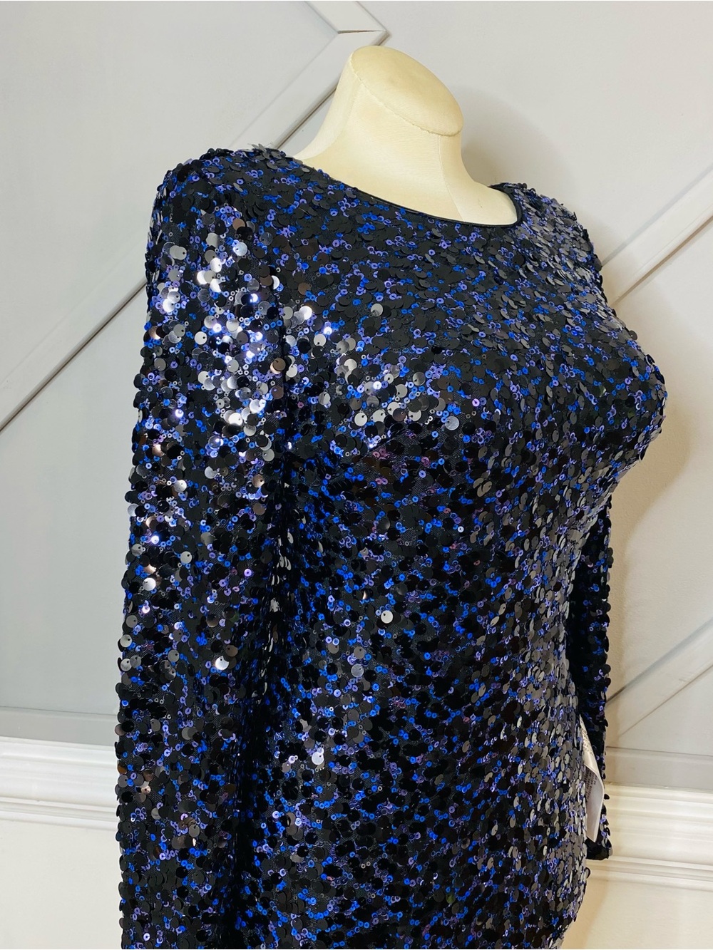 NEW Dress the Population Emery Long Sleeve Sequin Dress navy SZ L #D6706 - Picture 9 of 13